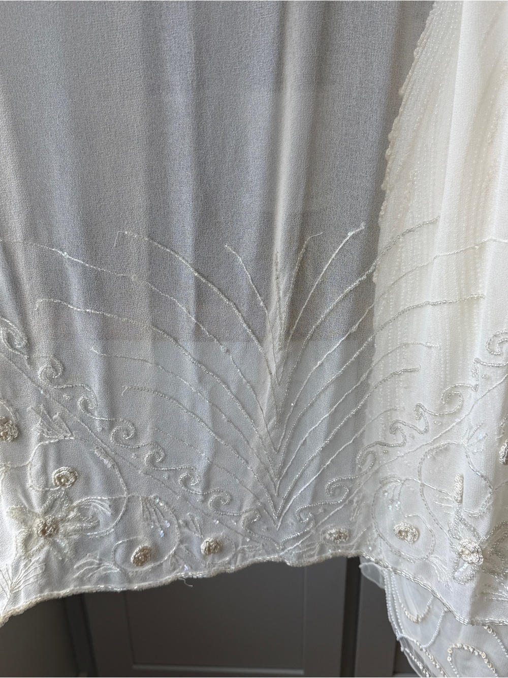 Basix II Ivory Beaded Formal Midi Dress with Matching Shawl Size 6 - Picture 6 of 11